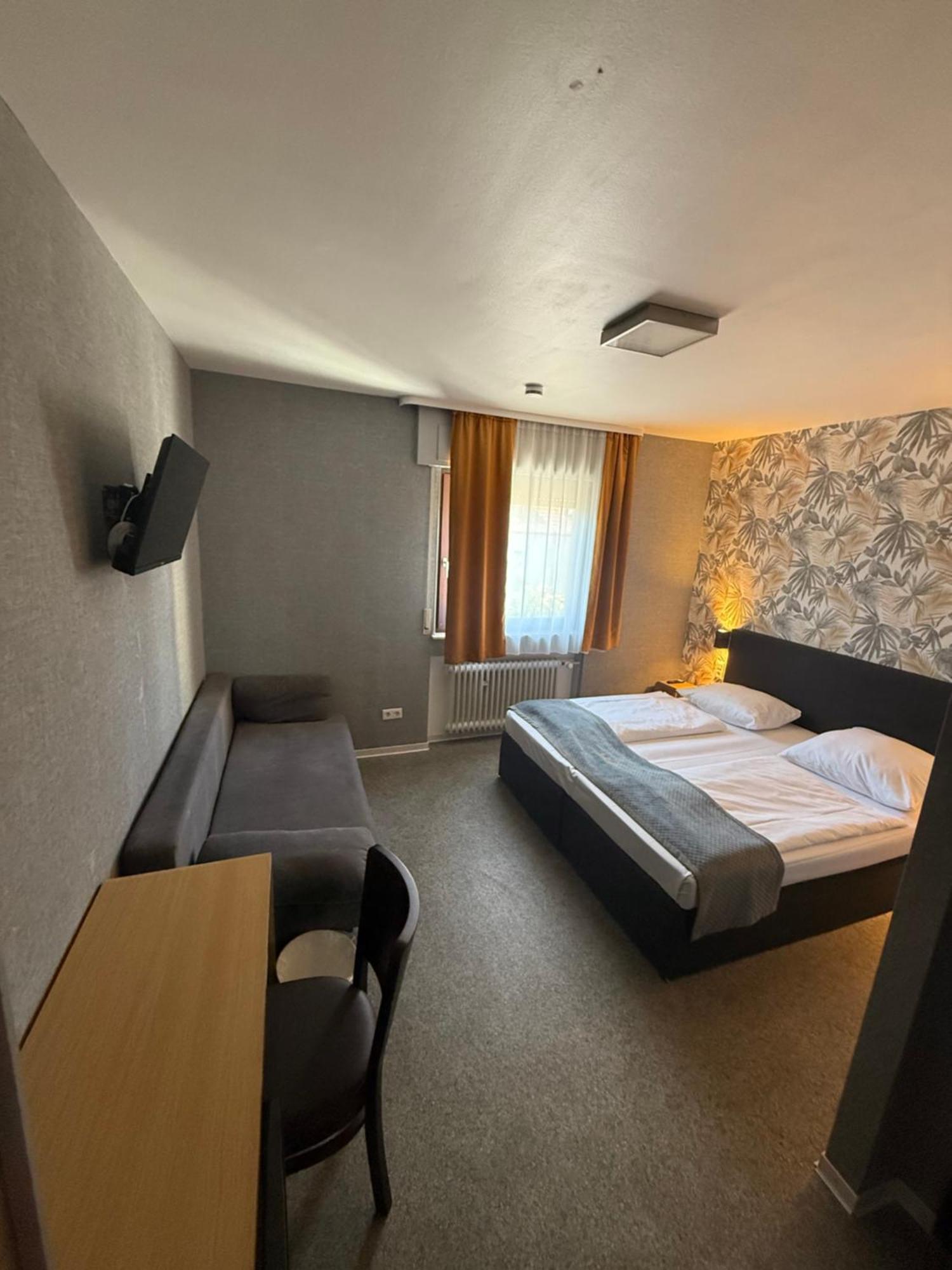 Parkhotel Lindenhof - Kostenlose Parkplaetze Offenbach am Main Dış mekan fotoğraf